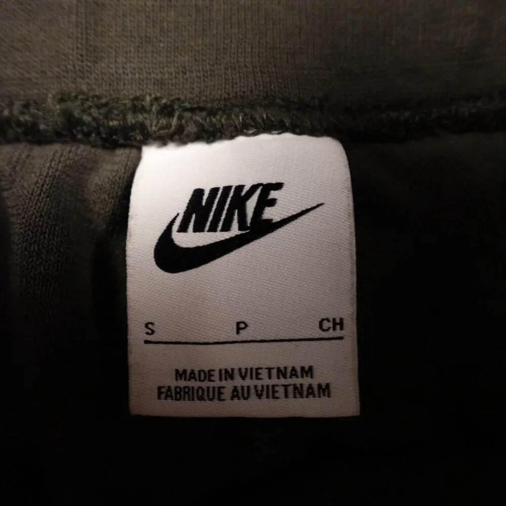 Nike Sportswear Everyday Modern High Waisted Joggers Women's small Olive Green‎